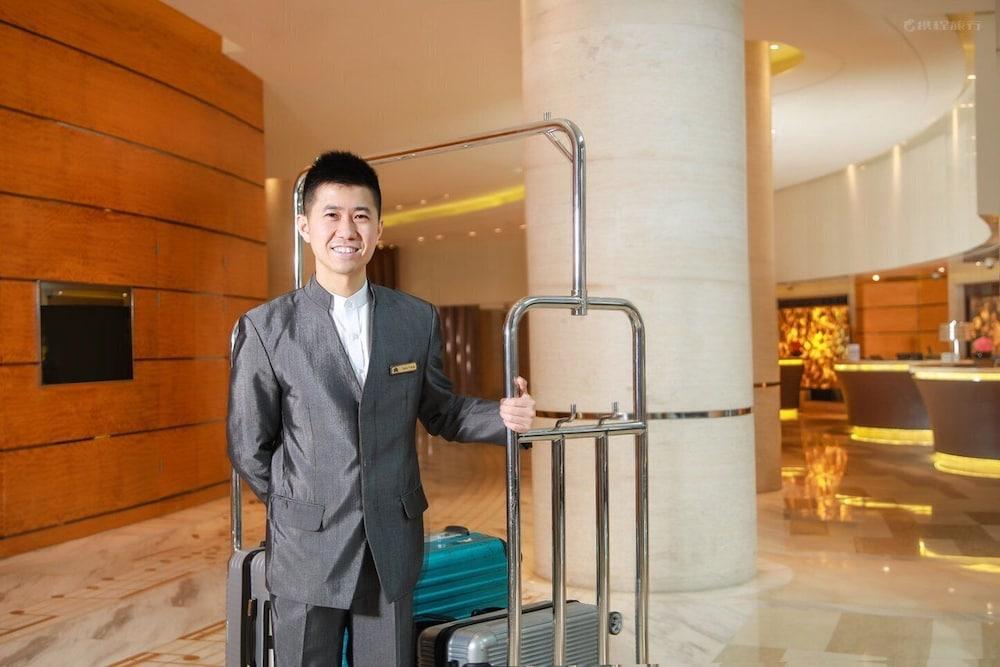 Hilton Shanghai City Center -Steps From Iconic Landmarks Wukang Mansion And Jing'An Temple Exteriér fotografie