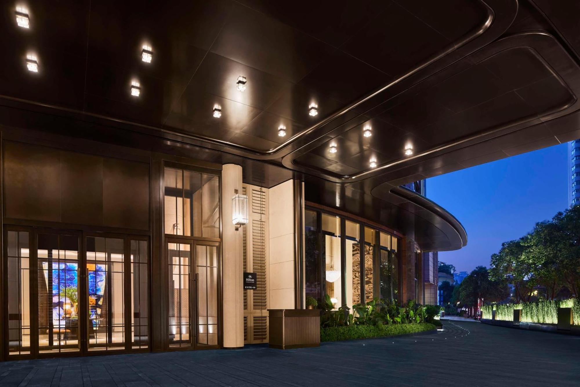 Hilton Shanghai City Center -Steps From Iconic Landmarks Wukang Mansion And Jing'An Temple Exteriér fotografie